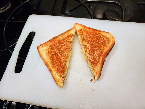 Сэндвич с сыром Сэндвич с сыром