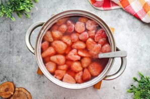 Кисель из клубники Кисель из клубники
