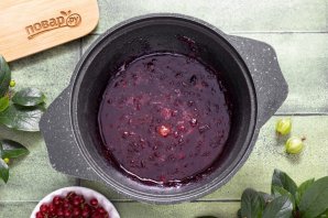 Варенье из крыжовника и красной смородины Варенье из крыжовника и красной смородины