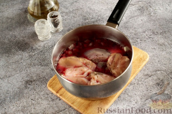 Тушеная курица с помидорами и сладким перцем Тушеная курица с помидорами и сладким перцем