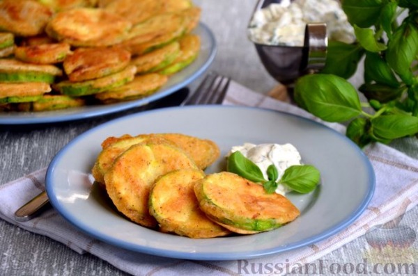 Кабачки в пивном кляре (без яиц) Кабачки в пивном кляре (без яиц)
