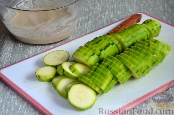 Кабачки в пивном кляре (без яиц) Кабачки в пивном кляре (без яиц)