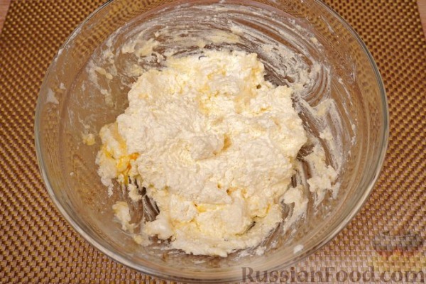 Творожные клёцки (турогомбоц) с персиками Творожные клёцки (турогомбоц) с персиками