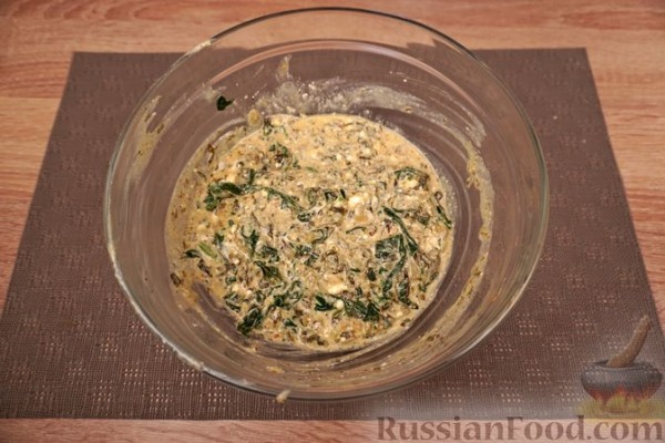Пирог из теста фило, анчоусов, шпината и феты (пита ме гавро)