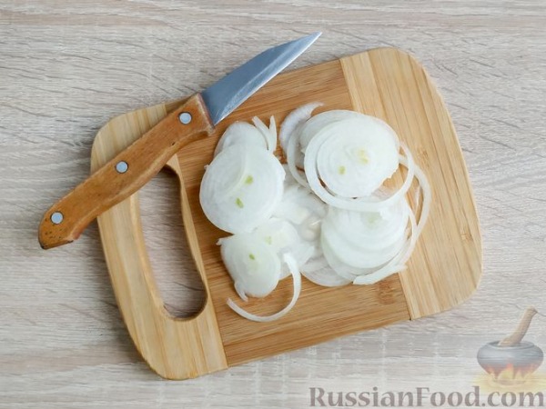 Салат с индейкой, сладким перцем и кунжутом Салат с индейкой, сладким перцем и кунжутом