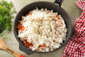 Печеночный торт с морковью Печеночный торт с морковью