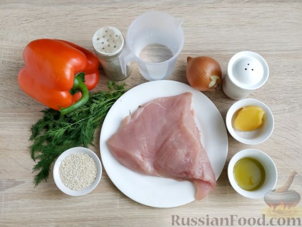 Салат с индейкой, сладким перцем и кунжутом Салат с индейкой, сладким перцем и кунжутом