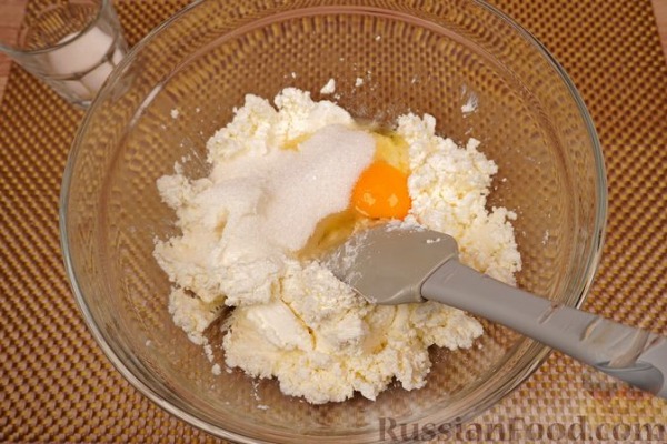 Творожные клёцки (турогомбоц) с персиками Творожные клёцки (турогомбоц) с персиками