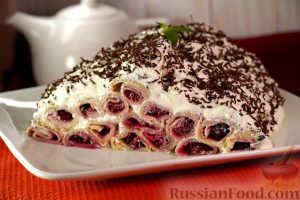 Молдавский блинный торт «Шапка Гугуцэ»