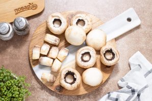 Шампиньоны с начинкой Шампиньоны с начинкой