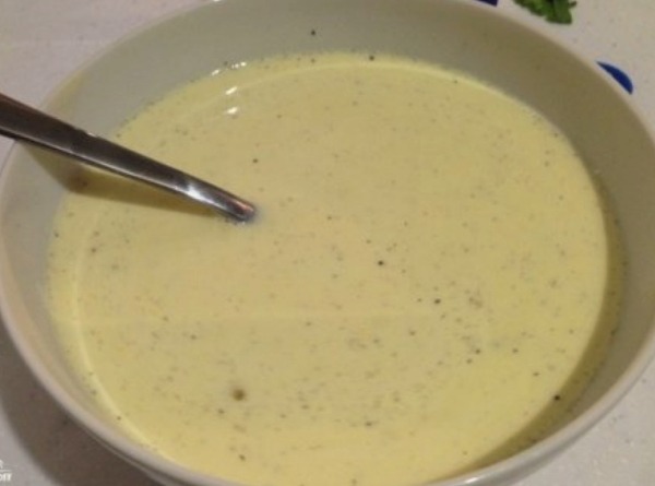 Паста карбонара с беконом и сливками классическая Паста карбонара с беконом и сливками классическая
