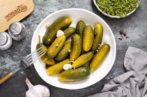 Быстрые маринованные огурцы Быстрые маринованные огурцы