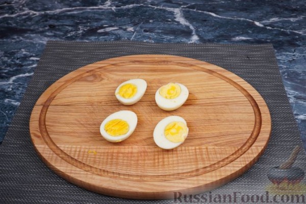 Красный борщ с кабачками и куриным филе Красный борщ с кабачками и куриным филе
