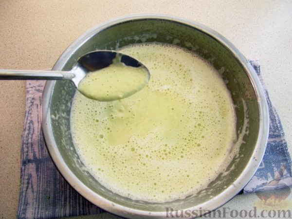 Рулетики из кабачковых блинов с мясным фаршем (в духовке) Рулетики из кабачковых блинов с мясным фаршем (в духовке)
