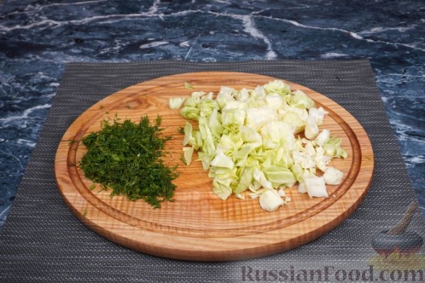Красный борщ с кабачками и куриным филе Красный борщ с кабачками и куриным филе