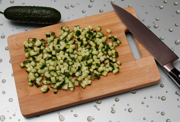 Салат «Столичный» с курицей Салат «Столичный» с курицей