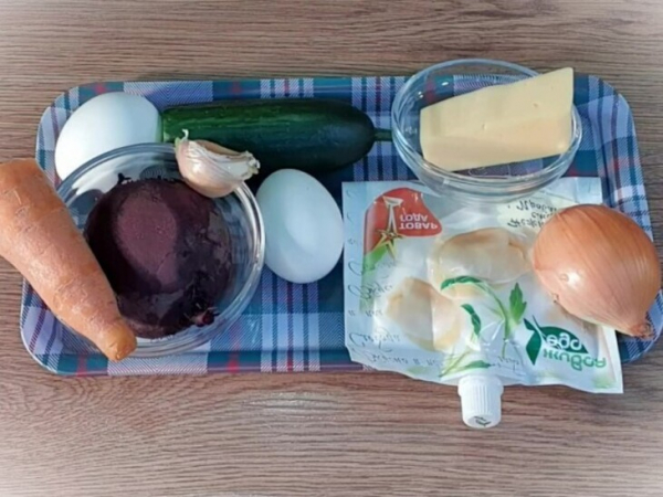 Салат со свеклой и сыром Салат со свеклой и сыром