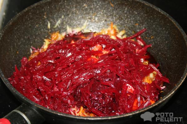 Рецепт: Суп свекольный - с консервированной фасолью