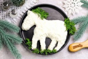 Крабовый салат «Белая лошадь»