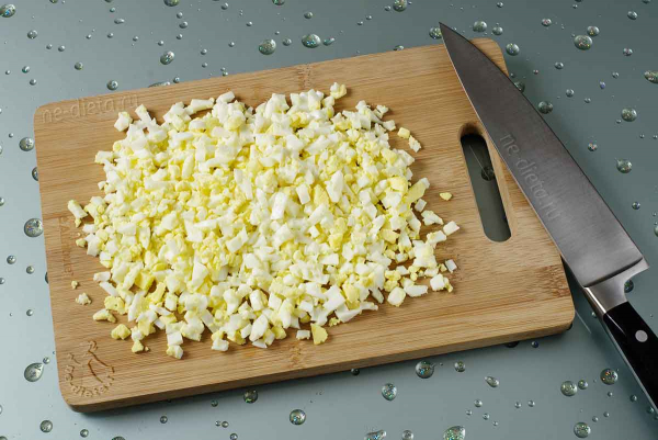 Салат «Столичный» с курицей Салат «Столичный» с курицей