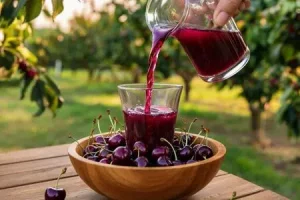 Компот из вишни в банке на зиму