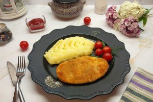 Шницели из куриного филе
