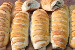 Пирожки с несладкой и сладкой начинкой