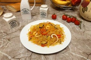 Фунчоза с морепродуктами