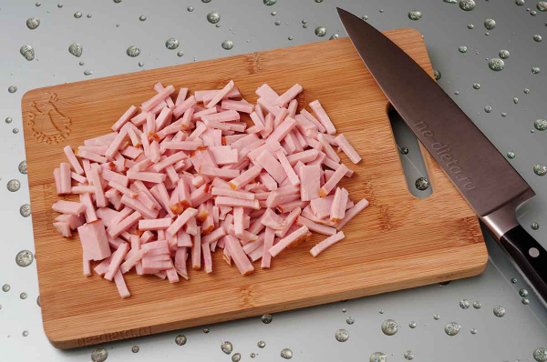Пирог с ветчиной и сыром бри