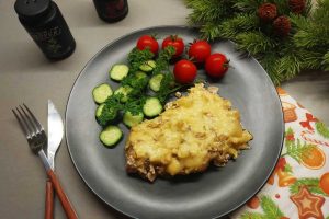 Мясо по-французски с грибами