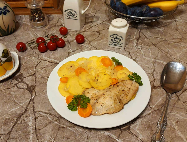Рыба с овощами в духовке