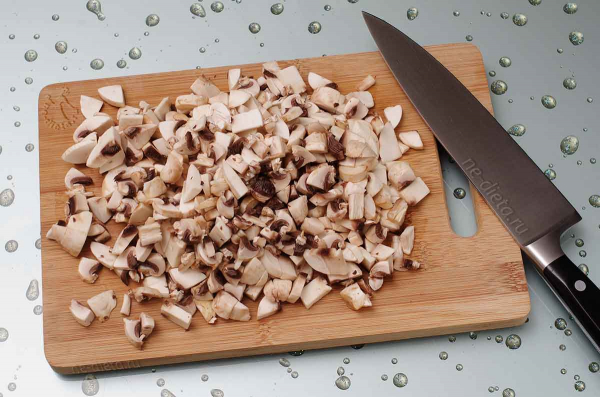 Мясо по-французски с грибами
