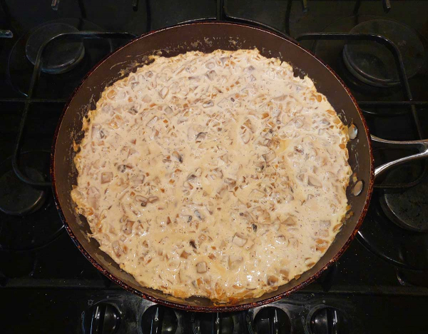 Мясо по-французски с грибами