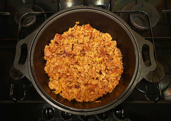 Плов с говядиной и финиками